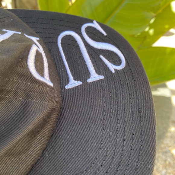 Supreme hat - Picture 4 of 5